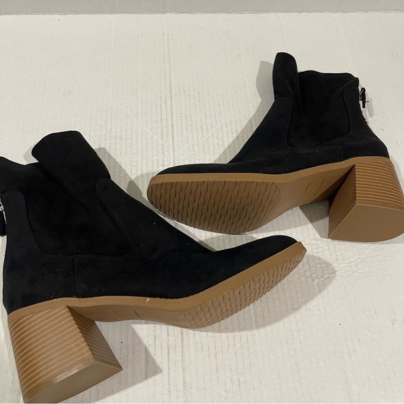 Women’s Sun + Stone Lyra Black Faux Suede Block Heel Zip-Up Booties Size 11 US - Picture 6 of 10